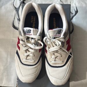 New Balance Cream and Red Sneakers Classic Style 997H
